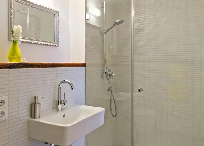 Pensionat Ata Omo Köln